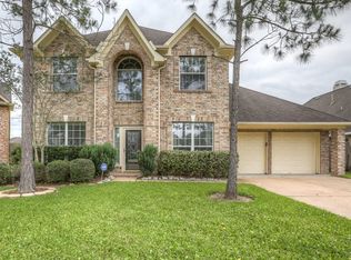 3111 Millbrook Dr, Pearland, TX 77584