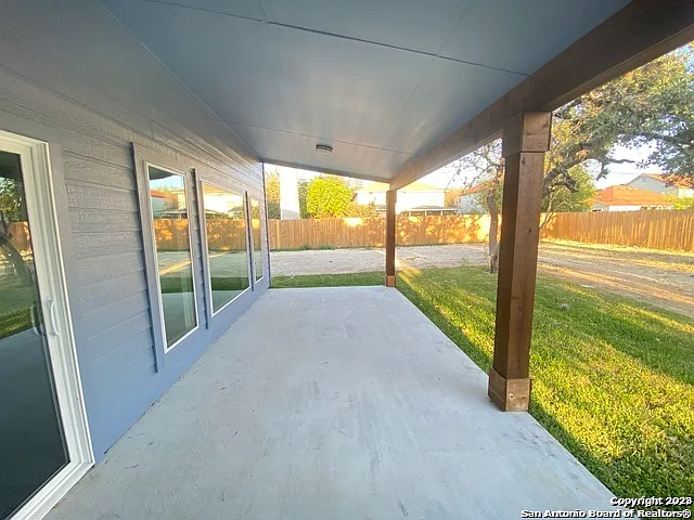 2126 Village Pkwy — Photo 43