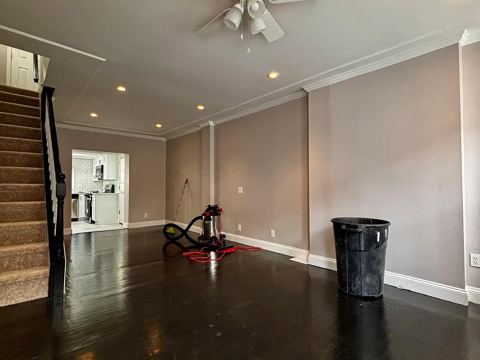 2 bed, 1100 sqft, $1,999 — Photo 3