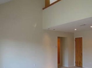 112 Beverly Hills Ter, Woodbridge, NJ 07095