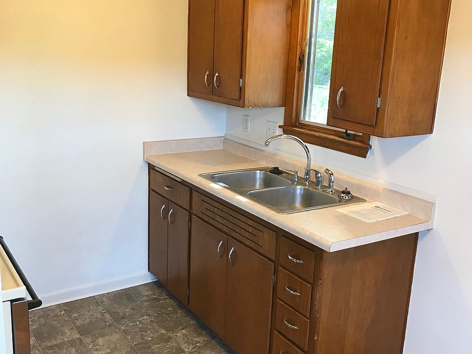1st image of 519 Glenwood Dr APT 1