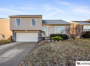 17769 Olive St, Omaha, NE 68136