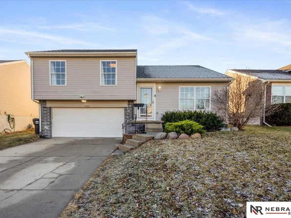 17769 Olive St, Omaha, NE 68136
