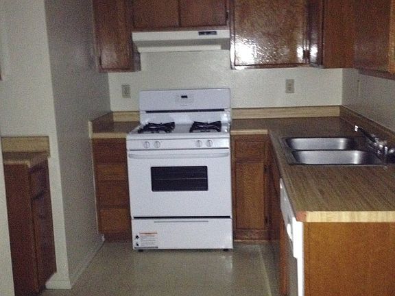 2nd image of 830 N Turner Ave APT 3