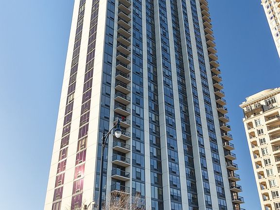2nd image of 2500 N Lakeview Ave APT 3403