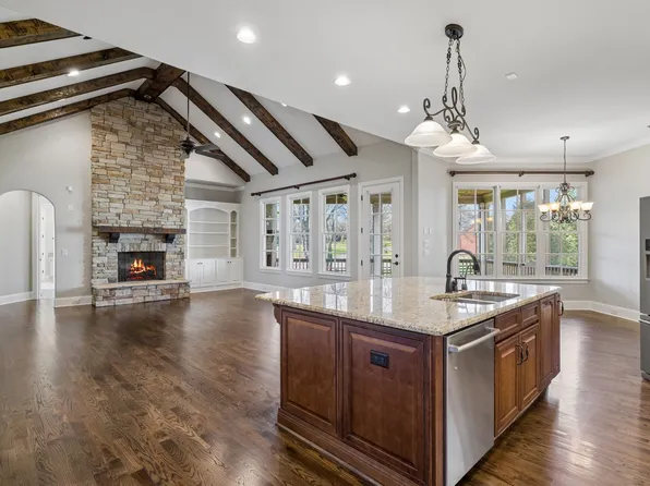 990 Still Forest Dr, Brentwood, TN 37027