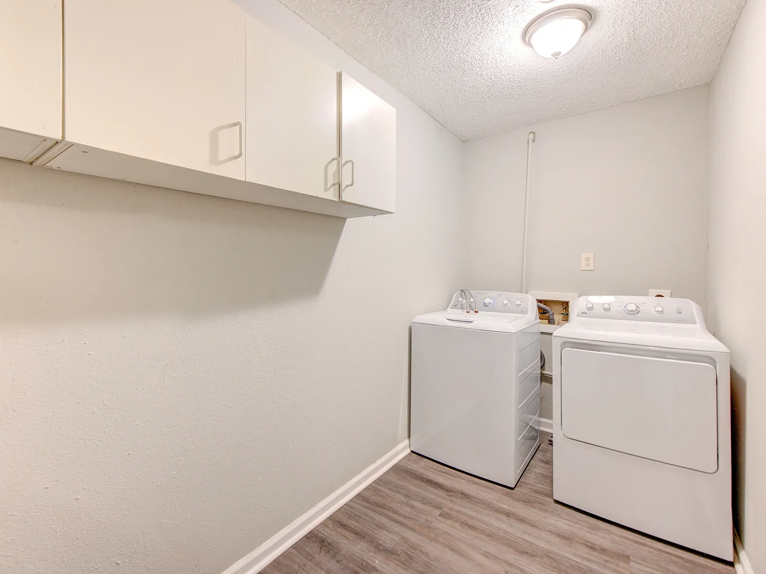 4106 California Avenue - 1 — Photo 4