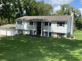 3685 S Pleasant Grove Rd, Zanesville, OH 43701
