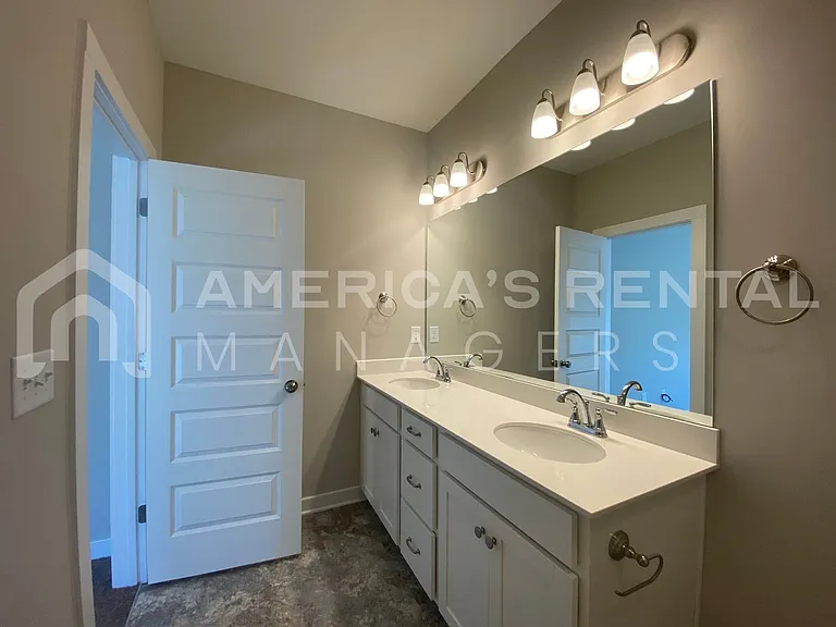 145 White Oak Cir — Photo 19