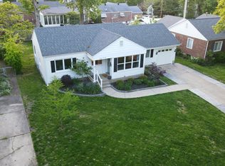 1309 Pinetree Ln, Saint Louis, MO 63119
