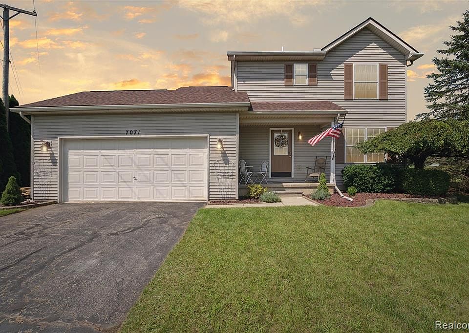 7071 Huron Park Ct, Brighton, MI 48116 Zillow