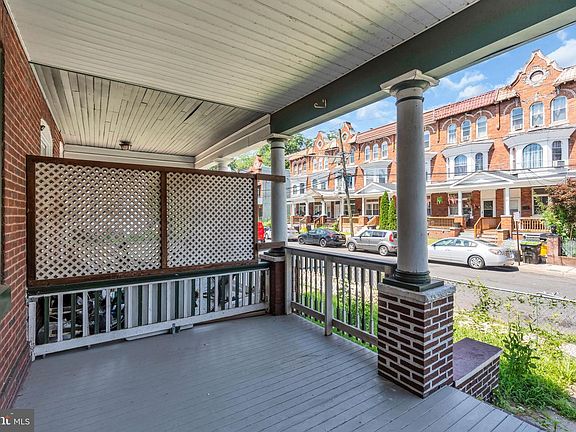 3rd image of 26 Colonial Ave
