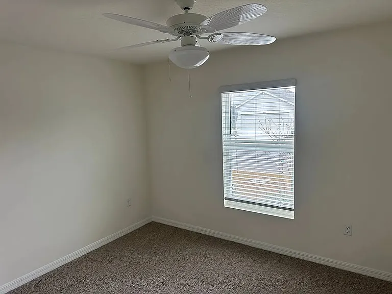 4646 Parkview Ln — Photo 9