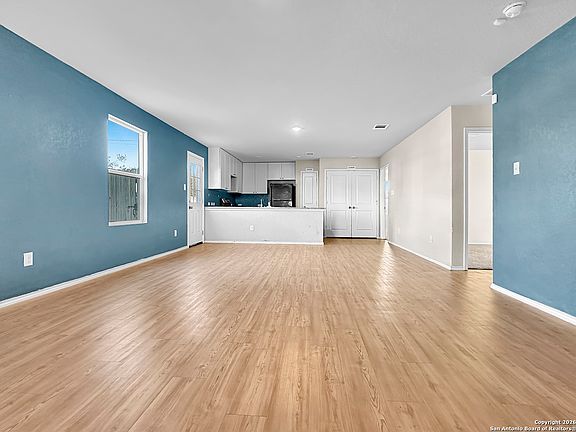 4th image of 6330 Arredondo