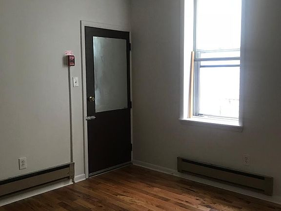 4th image of 3024 Richmond St #1