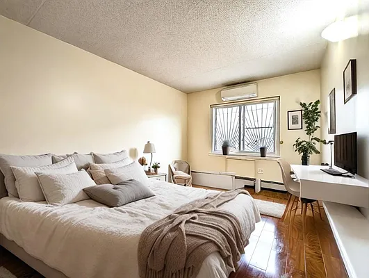 Rented by MySpaceNYC | media 2
