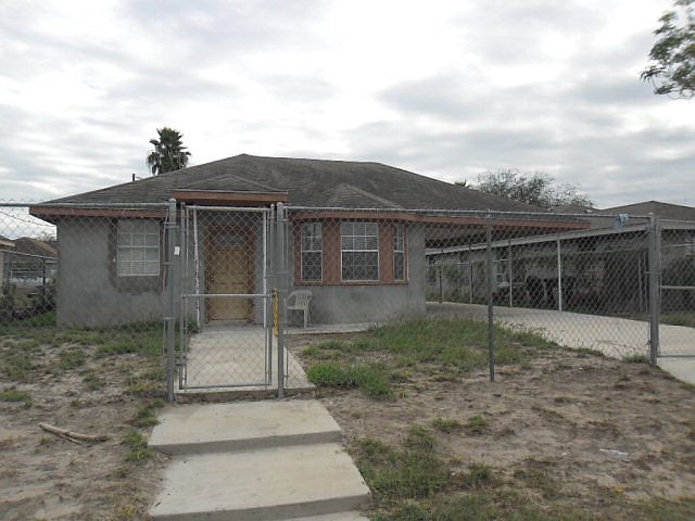 1st image of 806 N Nogales St