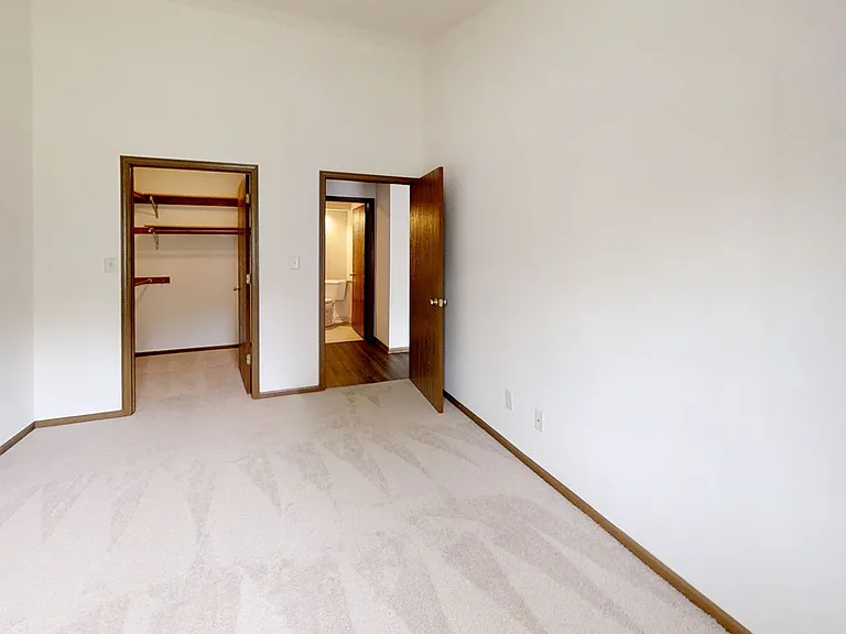 N86W14226 Fond Du Lac Ave #14226 — Photo 15