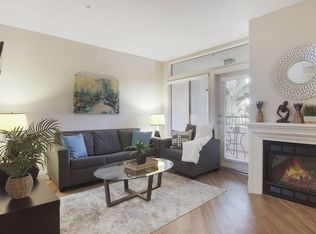 1041 Glendon Ave #ID569P, Los Angeles, CA 90024