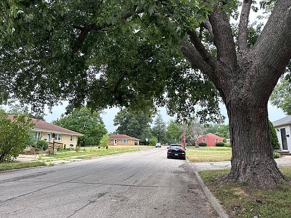 5th image of 1324 Jonathan Ave