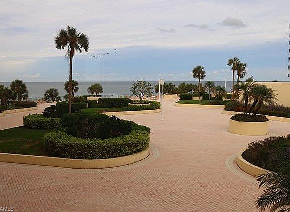 3rd image of 3115 Gulf Shore Blvd N APT 211