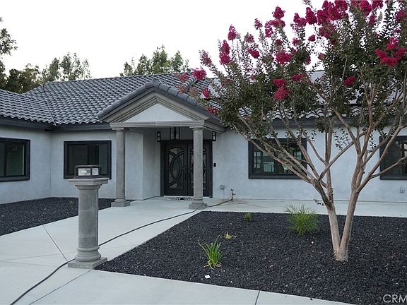 3rd image of 9760 Lemon Ave