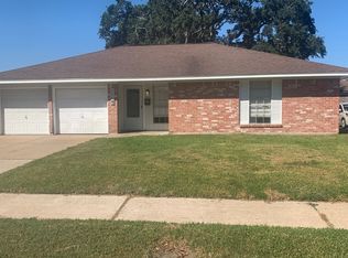 1118 E Columbia Ln, Deer Park, TX 77536