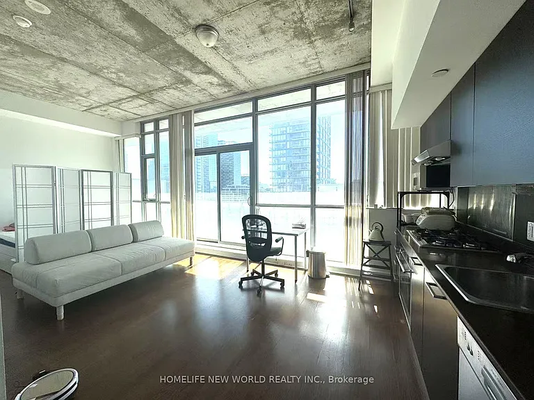 375 King St W #1701 — Photo 3