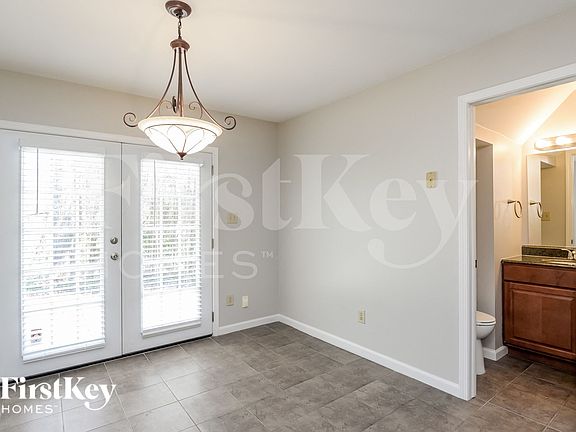 5th image of 8947 Chesham Dr