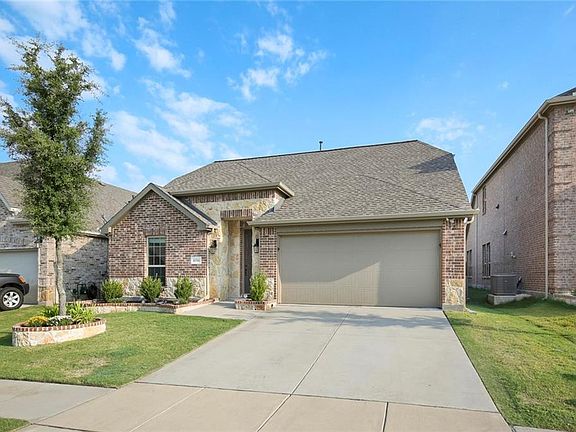 2nd image of 10716 Troutt Dr