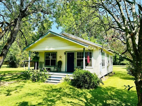 649 Andrus St, Marksville, LA 71351