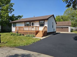 37924 N New York Ave, Beach Park, IL 60087