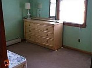 39 Mohican Rd, Worcester, MA 01605