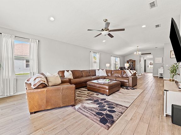 3rd image of 66012 Edgewater Dr