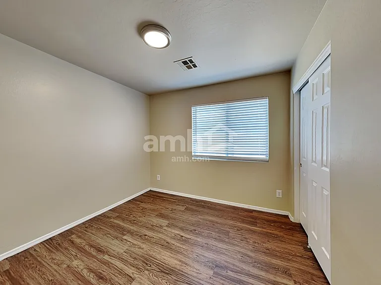 16660 W Cottonwood St — Photo 15