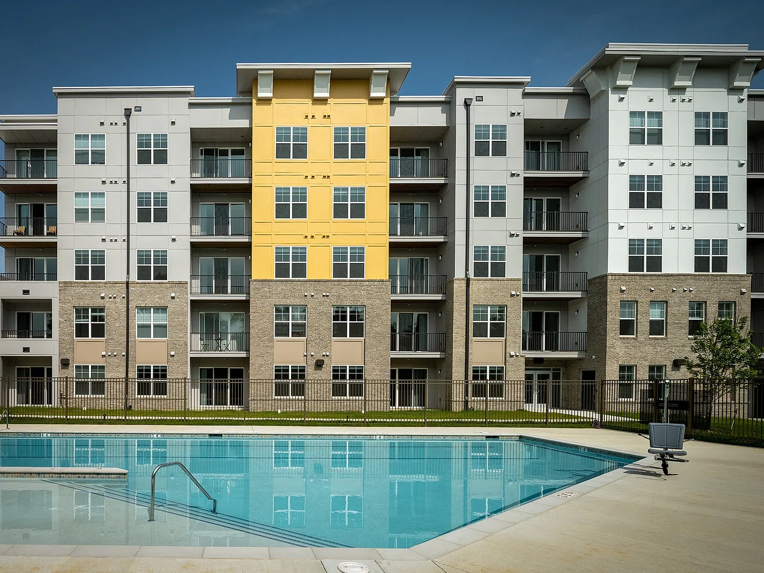 Woodmore Grand — Photo 3