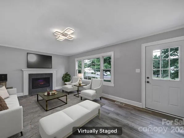 5228 Swearngan Rd, Charlotte, NC 28216