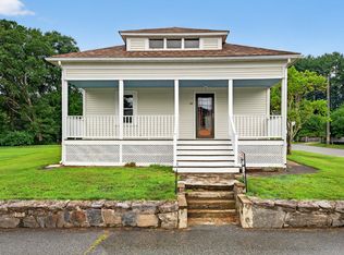 38 1st St, North Grosvenordale, CT 06255