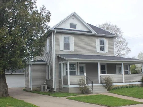 410 North 2nd St, Platteville, WI 53818