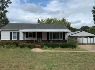 4 Cottingham Cir, Greenville, SC 29617