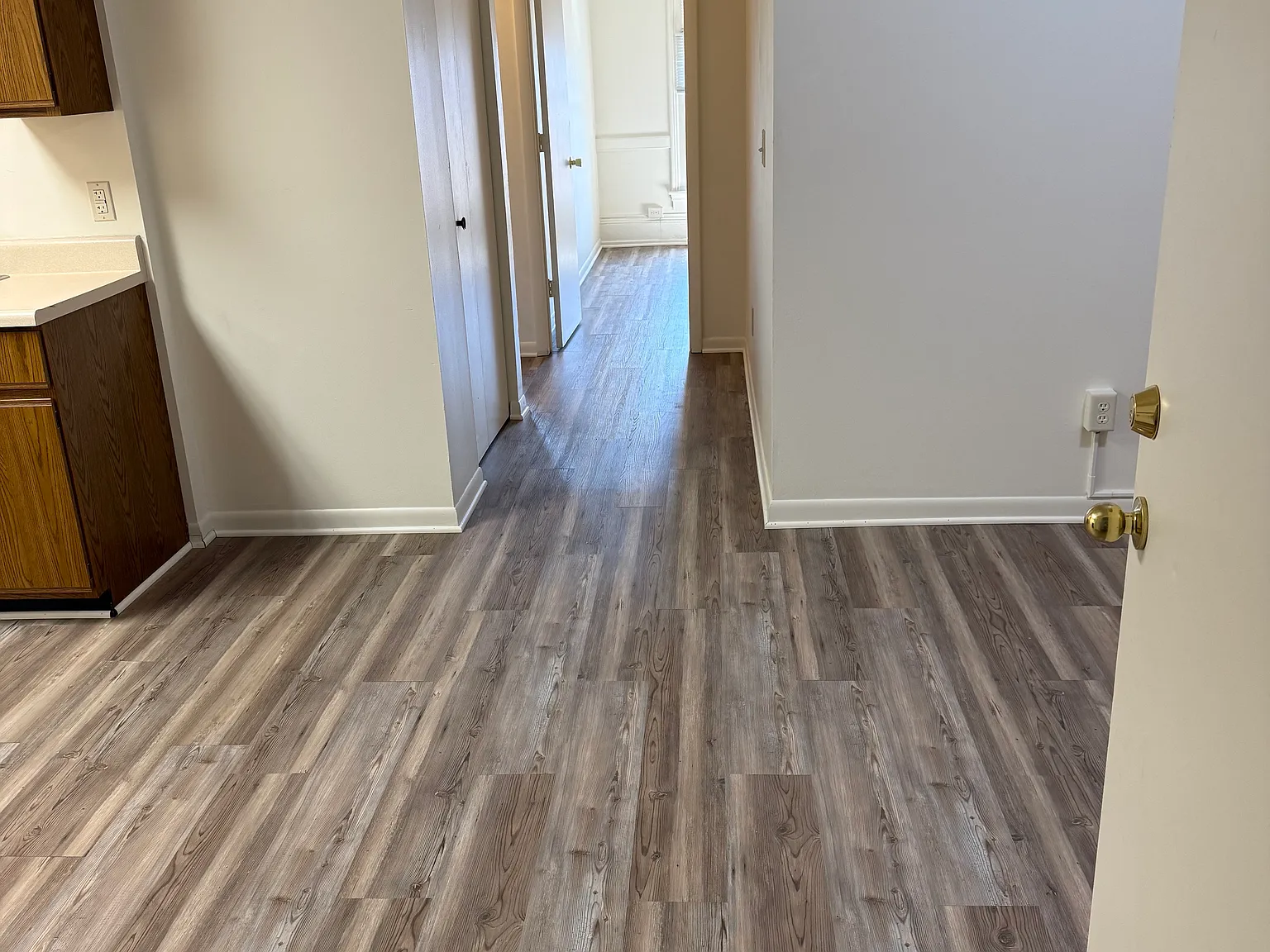 2 bed, $950 — Photo 4