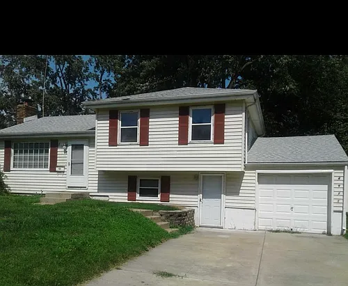 N Potter Ave Photo 1