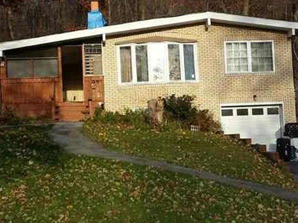 42 1st Ave, Monroe, NY 10950