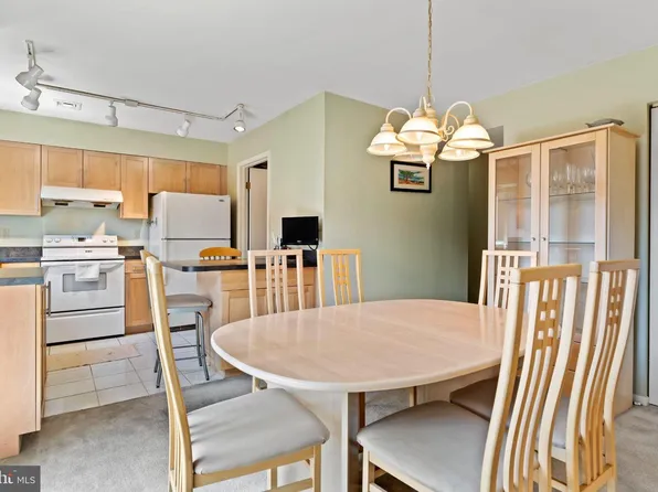 834 Lee Ln, Enola, PA 17025