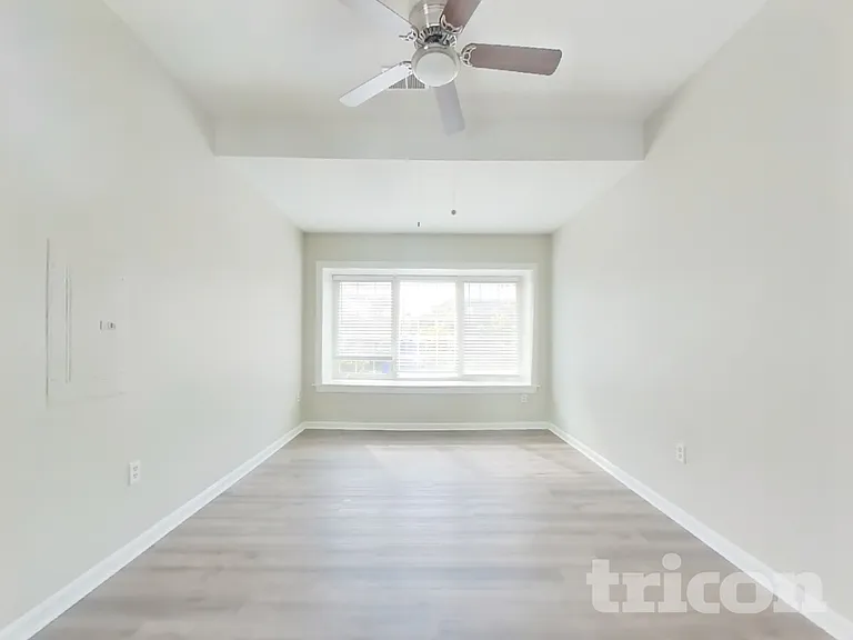 3182 Gainsborough Ct — Photo 16
