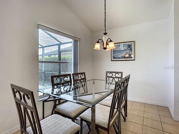 3rd image of 4641 Cumbrian Lakes Dr