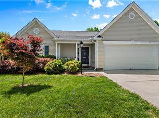 5862 Sunny Ridge Trl, Clemmons, NC 27012