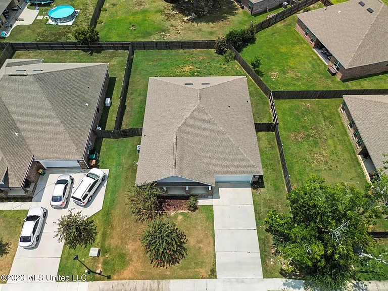 10784 Chapelwood Dr — Photo 27