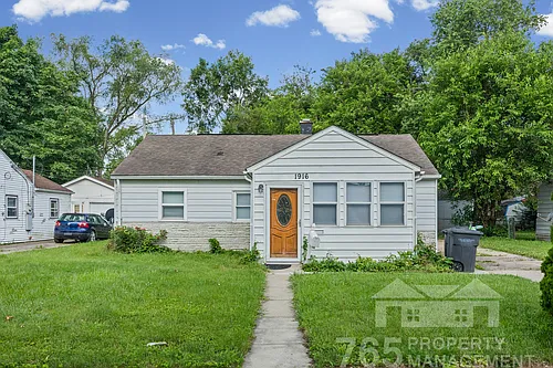 1916 N 27th St Photo 1