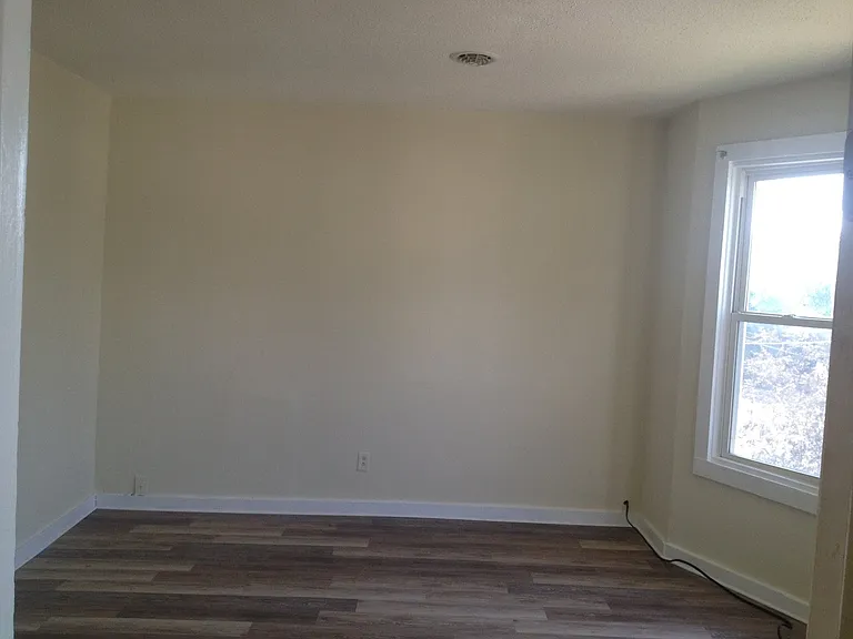 187 Melrose St — Photo 6